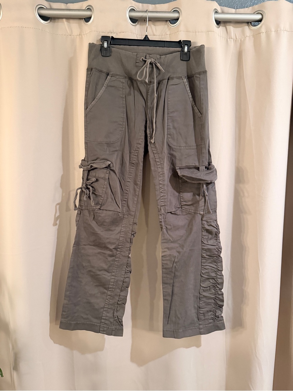 XCVI Olive Gray Drawstring Cargo Pants with Side Ruched Panels